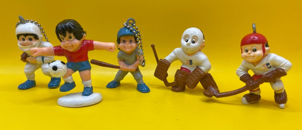Lot of 5 Vintage 1983 Sport-Billy PVC figures-baseball, football, hockey, soccer