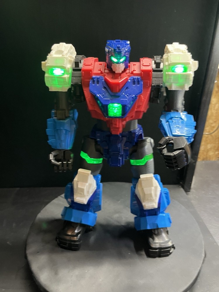 Adventure Force Cybomech Battle Robot 12″ Action Figure with lights & sounds