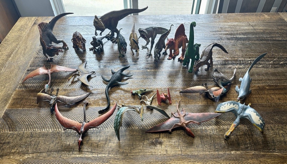 Huge Lot Of 25 Dinosaurs Schleich, Safari LTD. Jurassic Park