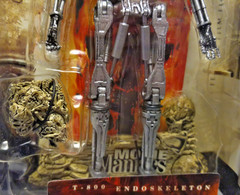 Terminator 2 McFarlane Movie Maniacs Series 5, 2002 – Sarah Connor & T-800 NIB