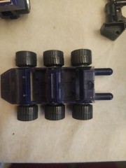 Vintage Optimus Prime G1 Original Transformer Trailer Roller Weapons Gas *BROKEN