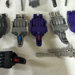 Transformers Extra Accessories – Combiner Hands, Weapons, Etc