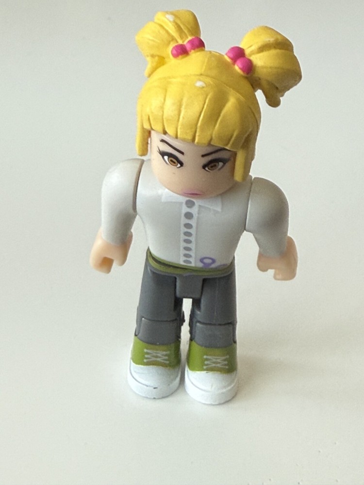 Roblox Series Stylz Salon VIP Hairstylist Hair Stylist NO Code
