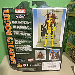 Marvel Select Rogue Action Figure X-Men Diamond Select Toys Danger Room Base NEW
