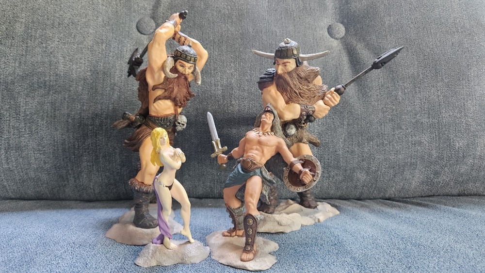 CONAN 2004 DARK HORSE 4 FIGURE SET PVC ACTION FIGURES