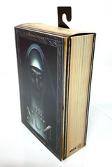Neca The Conjuring Universe The Nun Ultimate Valak Action Figure NECA NEW