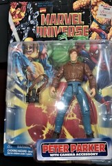 PETER PARKER WITH CAMERA ACCESSORY Marvel Universe NOT GENERALLY AVAILABLE