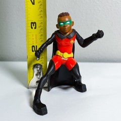 DC Comics – Robin – Batman Batwheels Duke Thomas Figure – 2023 Burger King Toy