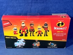 NEW Incredibles 2 JUNIOR SUPERS Family Pack 6 FIGURES Jack MR & MRS Violet DASH