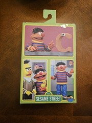 NECA – Sesame Street – Ernie – Ultimate Action Figure