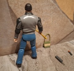 Stranger Things Hopper Figure 3.75″ Complete Hunt & Battle Target Exclusive New