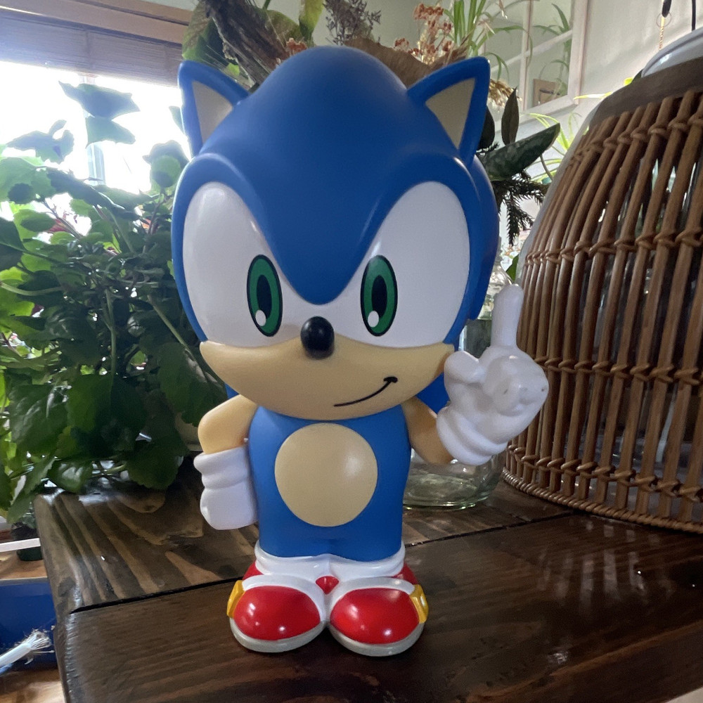 Monogram International Sonic the Hedgehog vinyl coin bank licensed by SEGA.