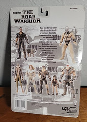 N2 Toys MAD MAX 2 The Road Warrior Max and Feral Boy Figures, New Sealed