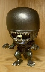 Alien Action Figure Lot Hiya Alien Queen ‘92 Kenner Xenomorph Funko Pop #30