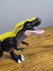 Zuru 5 Surprise Dino Strike 4 T-Rex Jurassic Figure Black Yellow 3×6”