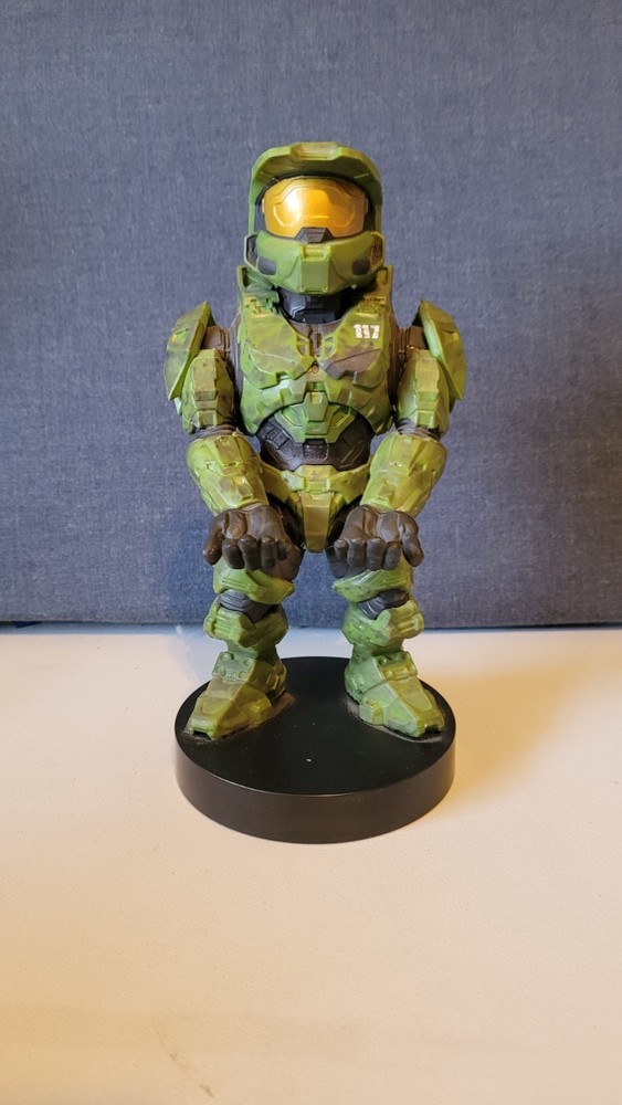 Halo Master Chief Cable Guys Phone & Controller Holder Statue 8” Figure