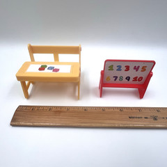 CoComelon School Time Melon Patch Academy Playtime Set furniture figurines