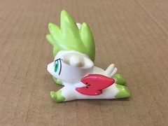 2008 Authentic Pokemon Finger Puppet Shaymin Sky Form Nintendo Bandai