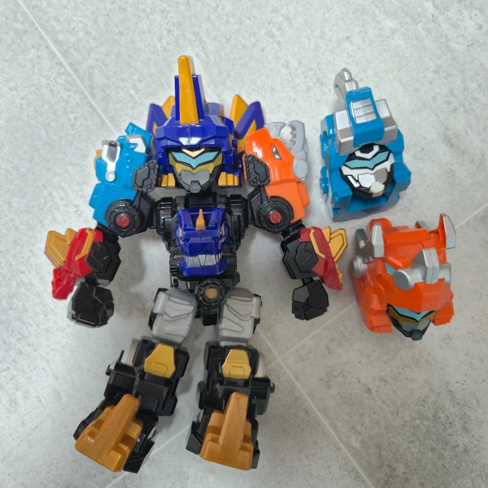 Dino Core Season 3 MINI ULTRA D-SABER Action Figure Dinosaur Robot [USED ITEM]