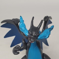 Pokémon MEGA CHARIZARD X 2″ Blue Figure Evolution TOMY Nintendo Left Arm Missing