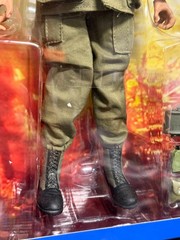 Platoon Action Figure – Charlie Sheen as Pvt. Chris Taylor 12” – Sideshow Toy