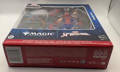 Marvel Legends Magic The Gathering Battle-Damaged Spider-Man & CARD & STAND