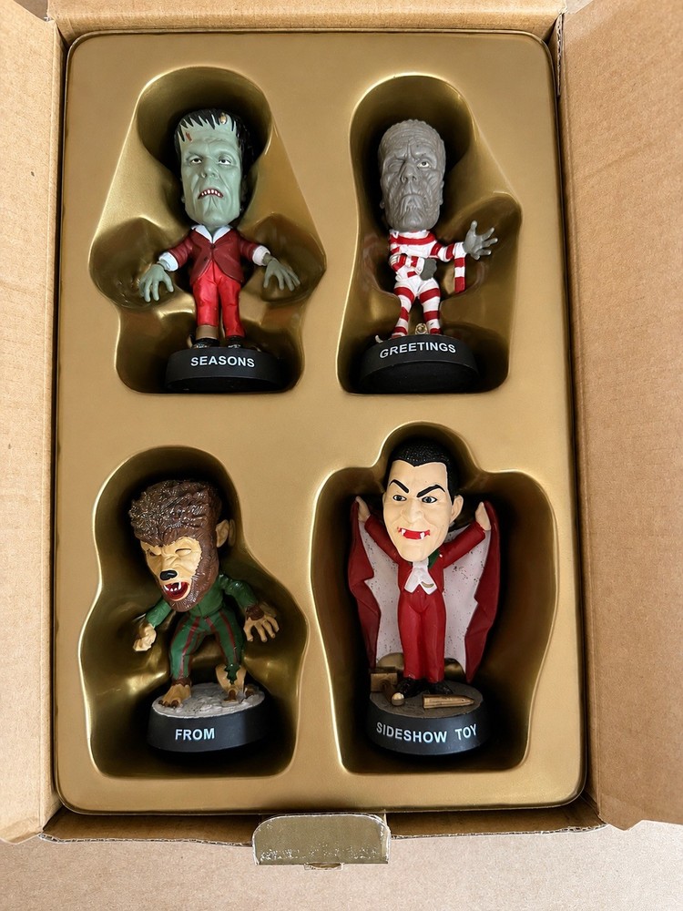 Sideshow UNIVERSAL MONSTERS Little Big Heads Retailer Holiday Gift Set Rare MIB