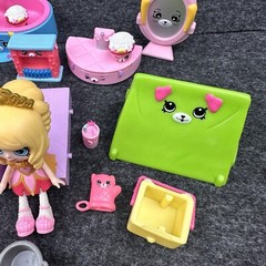 Shopkins Happy Places Furniture, Accessories, Dolls, And Some McDonald’s Lot 67