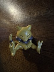 ABRA TOMY 1.5″ Pokemon Figure CGTSJ Vintage Nintendo Toy Collectible