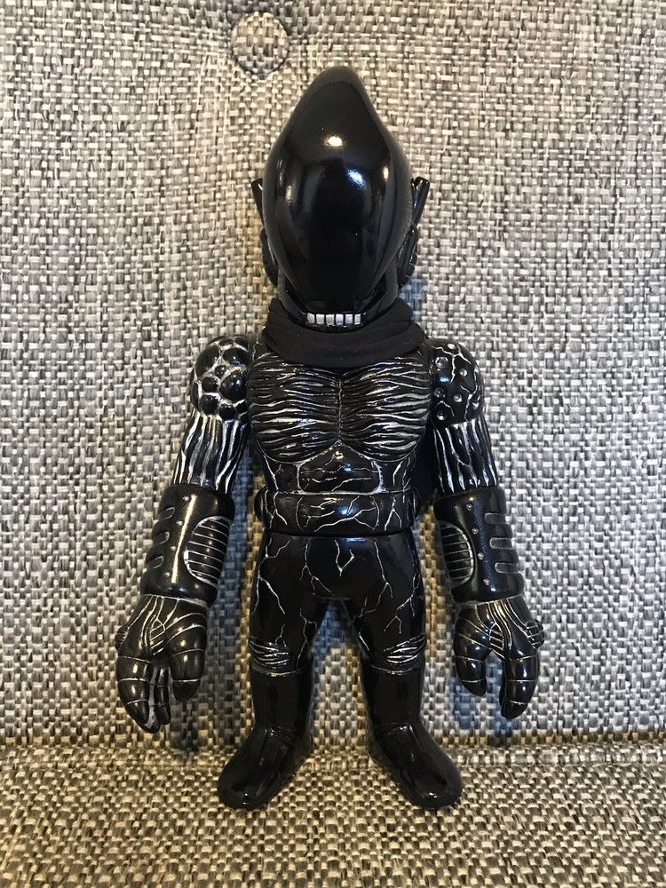 Real Head x RxH Realhead Eiriman Alien Sofubi Japan BLACK MOLDING /Silver Paint