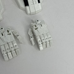 White Hand & Foot Upgrade Kit For Combiner Wars Superion Bruticus Defensor