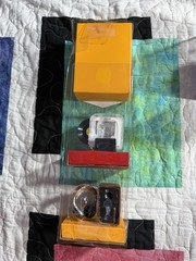 Zuru Mini Brands REALLY WORKS VINYL S1 Display NEW PIECES
