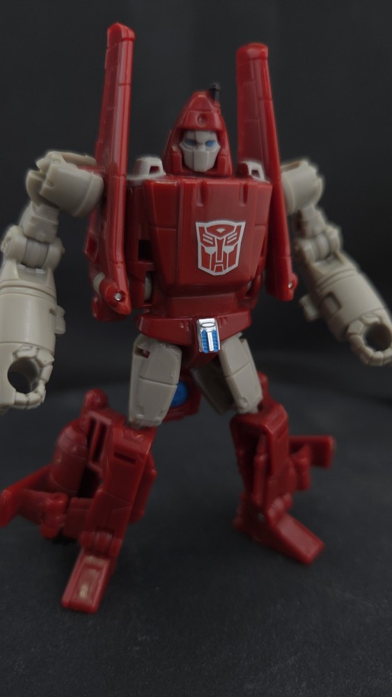 Transformers Autobot Powerglide Combiner Wars Legends Class