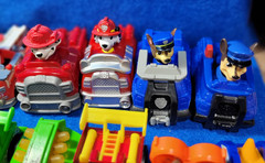 Paw Patrol Car Lot 18 Die Cast & Plastic Vehicles W Drivers Nickelodeon Toys