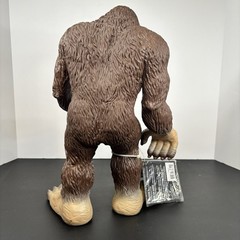 Animal Planet Giant Bigfoot Sasquatch Figure 15 in. Toys R Us With Original Tag