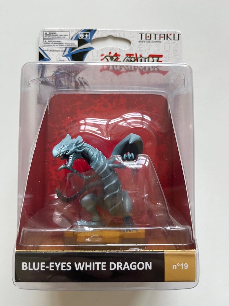 Yu-Gi-Oh Blue-Eyes White Dragon Action Figure Brand New Factory Sealed 19 Totaku