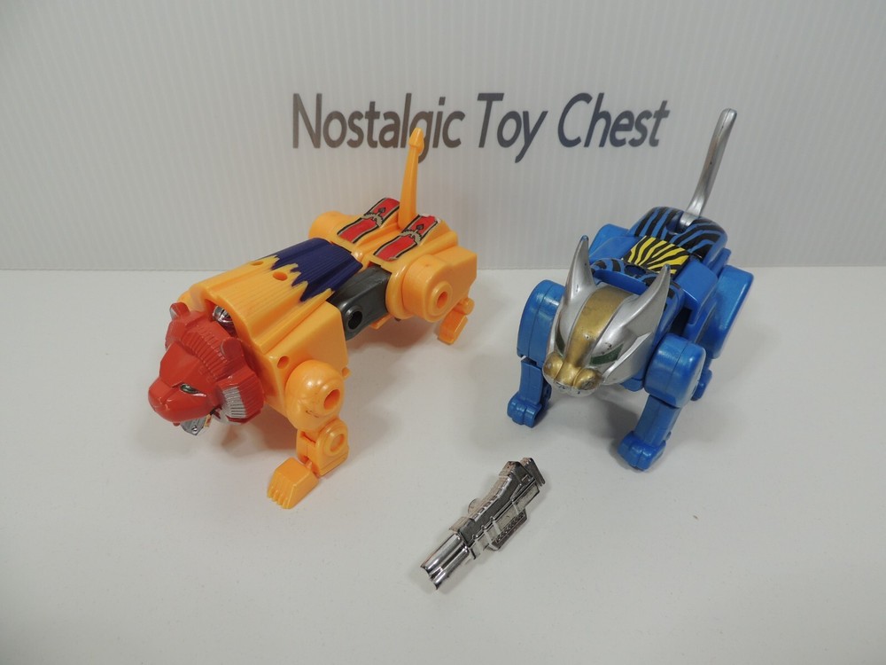 Robo-Kats Lion Cat Fighting Transformable Robots Tek Toys Robot Action Figure