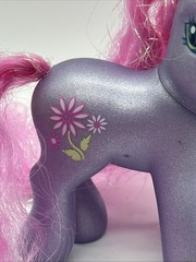 Vintage My Little Pony Petal Blossom G3 Purple Pony Super Long Tinsel Hair 2002