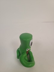 Phatmojo Rainbow Friends Series 2 Green Mini Figure 2.5″