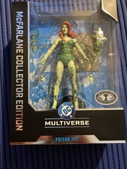 Wonder Woman And Platinum Poison Ivy, McFarlane Dc Multiverse, Platinum Edition