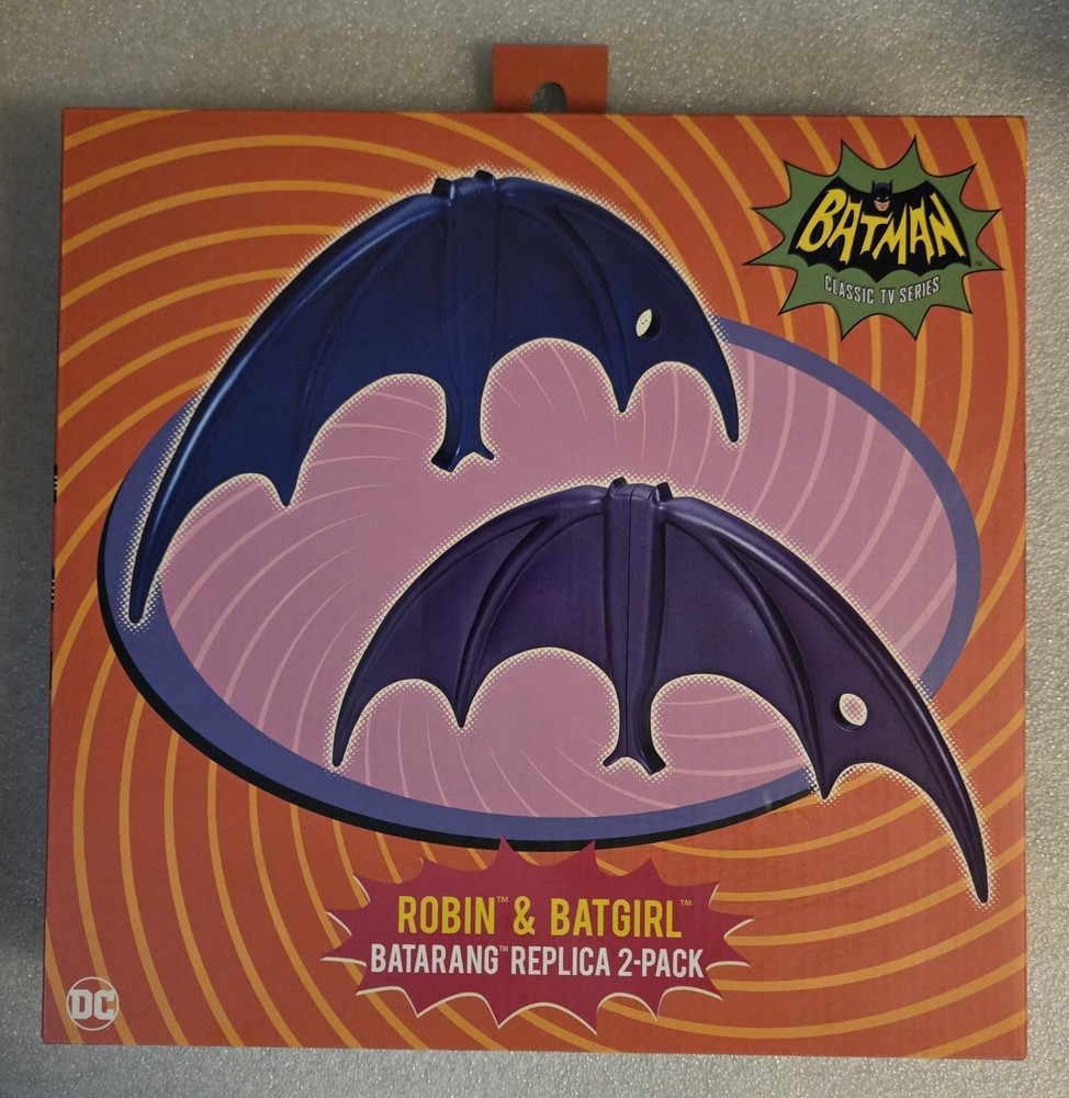 Neca Batman 1966 Classic TV Show Robin & Batgirl Batarangs 2-Pack Replica NEW