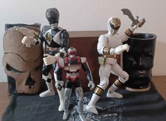 BANDAI POWER RANGERS THUNDER MEGA ZORD. 95% COMPLETE. L👀K! W/FIGURES. L👀K!