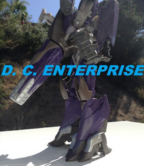 TRANSFORMERS PRIME BEAST HUNTERS SHOCKWAVE VOYAGER CLASS NEW IN BOX VIETNAM 2012