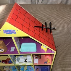 Peppa Pig Wooden Deluxe Playhouse Dollhouse 8 Rooms + 30 Accessories & Figures