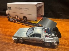 BACK TO THE FUTURE TIME MACHINE 40th Anniversary 1:24 Die-Cast Metal Vehicle