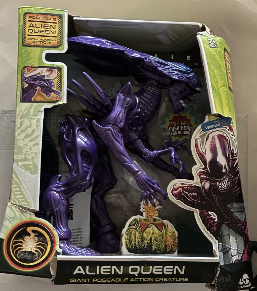Alien Queen 12″ Action Figure Giant Poseable Action Creature New In Damaged Box