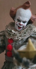 1/6 Hot Toys MMS555 IT Chapter Two: Pennywise Clown CUSTOM/MODDED figure *Read*