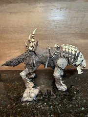 D20 STUDIO WHITE BONE WOLF MOUNT GREY VERSION!