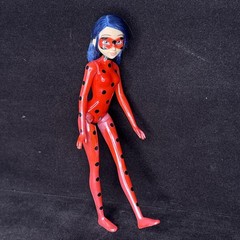 Bandai Miraculous: Tales of Ladybug & Cat Noir Fashion Doll