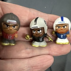NFL TeenyMates Gold Box Superstar Collector Set – Exclusive Metallic Gold Lot
